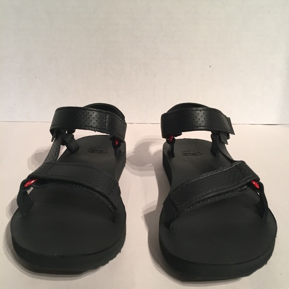 Teva Women’s Leather Moto Universal Strap Sandals - Picture 6 of 6